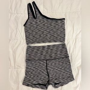 Aerie offline matching workout set
